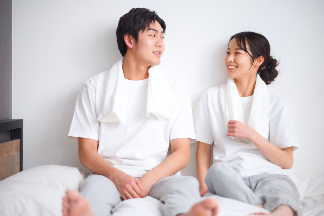 夫婦の営みはどのくらいの回数が普通？夜のセックス事情について